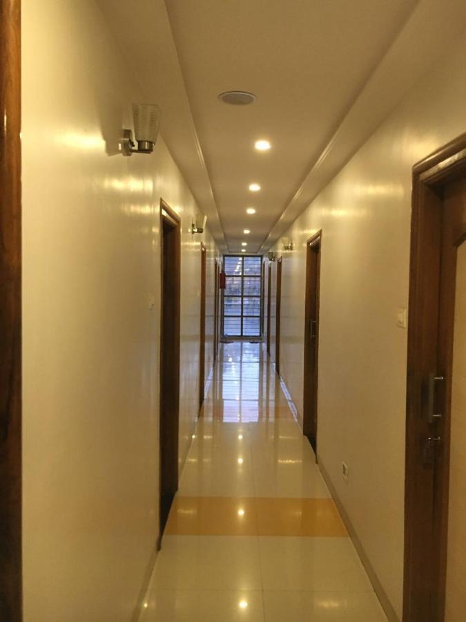 Hotel Sairaj Palace Shirpur Exterior photo